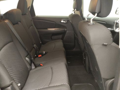Used 2017 Dodge Journey SXT w/ Comfort/Convenience Group AWD/4WD image 19