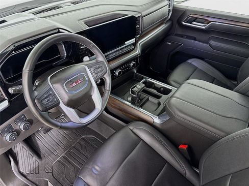 Used 2025 GMC Sierra 1500 SLT w/ SLT Premium Package AWD/4WD image 11