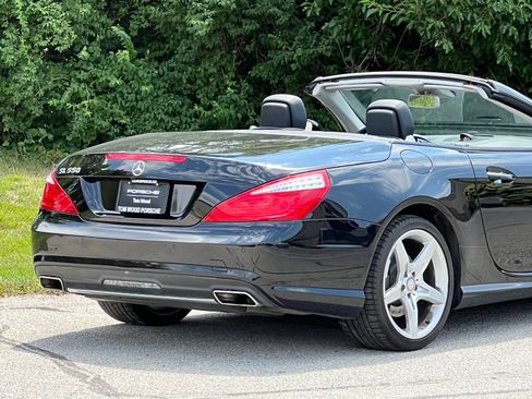 Used 2014 Mercedes-Benz SL 550 image 11