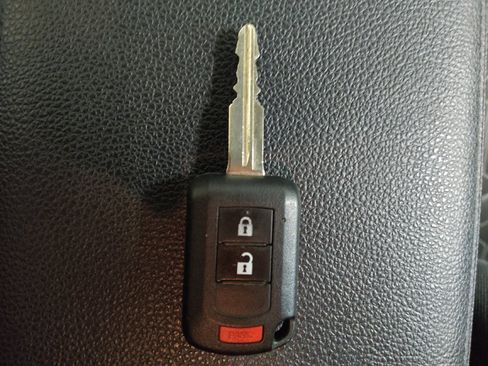 Used 2024 Mitsubishi Outlander Sport ES AWD/4WD image 32
