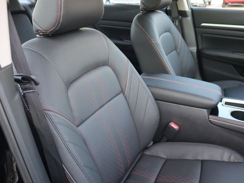 New 2025 Nissan Altima 2.5 SR w/ SR Premium Package image 45