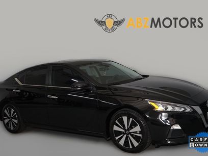 Used 2022 Nissan Altima 2.5 SV w/ SV Premium Package