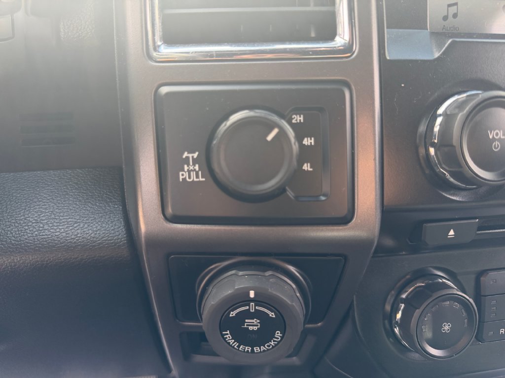 Used 2016 Ford F150 XLT w/ Equipment Group 302A Luxury AWD/4WD image 19
