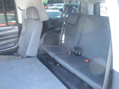 Used 2018 Chevrolet Suburban 4WD w/ Max Trailering Package image 9