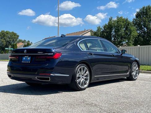 Used 2020 BMW 750i xDrive w/ Executive Package AWD/4WD image 7