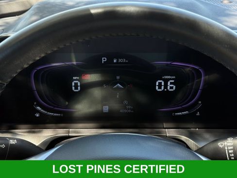 Used 2025 Kia Telluride S AWD/4WD image 14