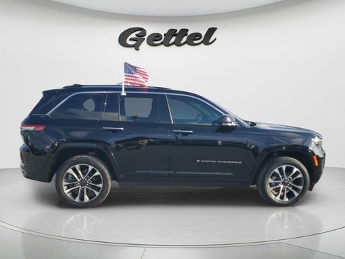 Used 2023 Jeep Grand Cherokee Overland w/ Luxury Tech Group IV RWD image 4