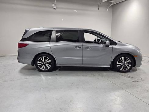 Used 2023 Honda Odyssey Touring image 27