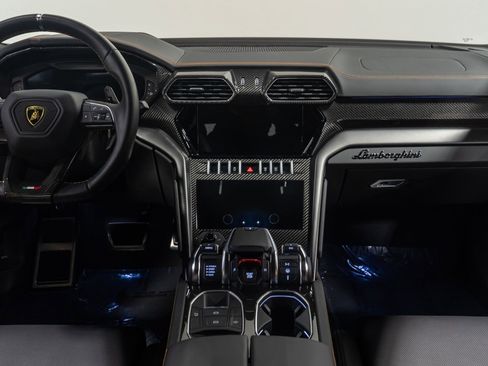 Used 2023 Lamborghini Urus S image 41