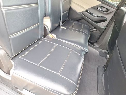 Certified 2023 Chevrolet Traverse LS image 32