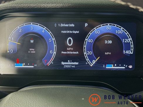 Used 2023 Jeep Grand Cherokee Laredo image 12