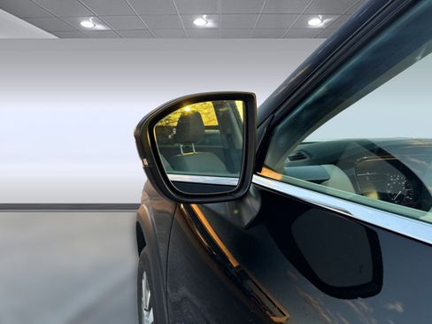 New 2025 Nissan Pathfinder SL image 19