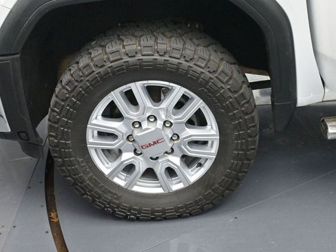 Used 2024 GMC Sierra 2500 SLE w/ SLE Convenience Package image 34