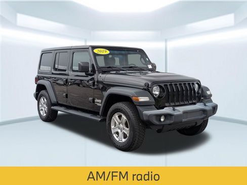 Used 2019 Jeep Wrangler Unlimited Sport S AWD/4WD image 10