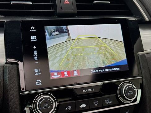 Used 2017 Honda Civic Touring image 16