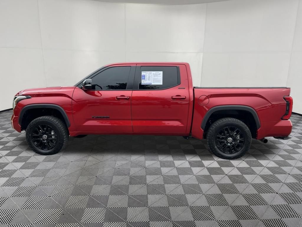 Used 2024 Toyota Tundra Limited AWD/4WD image 4