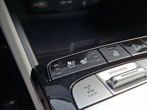 Used 2022 Hyundai Tucson Limited image 25