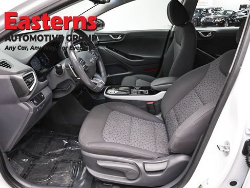 Used 2019 Hyundai Ioniq Electric FWD image 14
