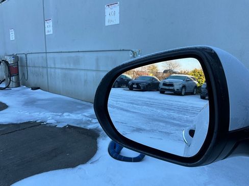 Used 2025 Buick Encore GX Preferred image 17