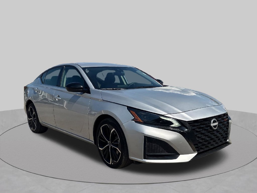 Certified 2025 Nissan Altima 2.5 SR AWD/4WD image 37