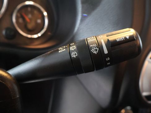 Used 2014 Jeep Wrangler Unlimited Rubicon w/ Connectivity Group image 35