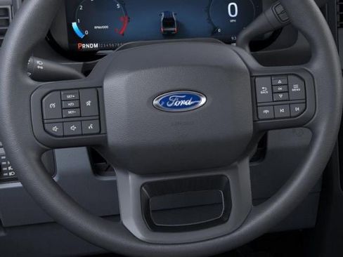New 2026 Ford F250 XLT w/ XLT Premium Package AWD/4WD image 12