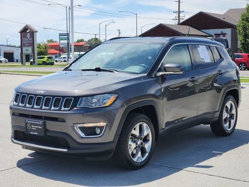 Used 2020 Jeep Compass Limited AWD/4WD image 34