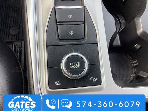 Used 2023 Ford Explorer XLT w/ Equipment Group 202A image 33