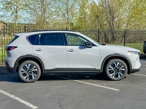 New 2026 MAZDA CX-5 Preferred AWD/4WD image 2