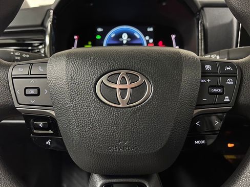 New 2026 Toyota Camry LE FWD image 38