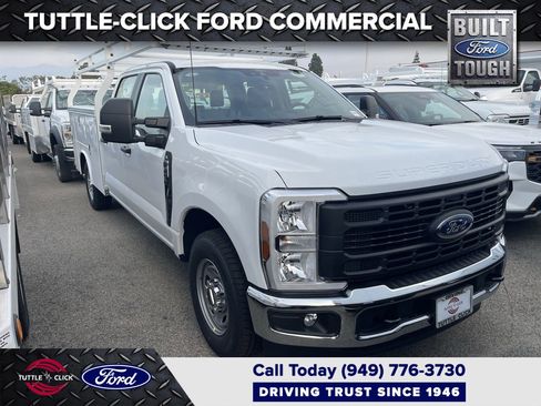 New 2026 Ford F250 XL w/ XL Chrome Package image 1