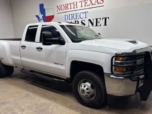 Used 2018 Chevrolet Silverado 3500 W/T AWD/4WD image 3