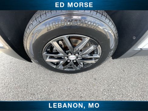 Certified 2019 GMC Acadia SLT FWD image 30