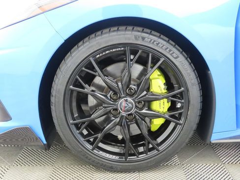 Used 2023 Chevrolet Corvette Stingray Premium Conv w/ Z51 Performance Package image 26