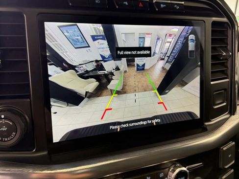 Used 2022 Ford F150 Lariat w/ Equipment Group 502A High image 37