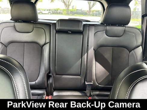 Certified 2024 Jeep Grand Cherokee Altitude image 15