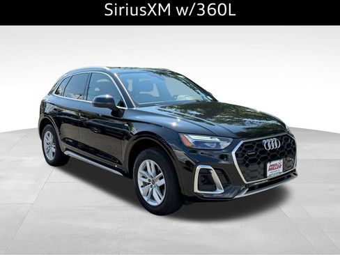 Used 2023 Audi Q5 2.0T Premium w/ Convenience Package AWD/4WD image 4