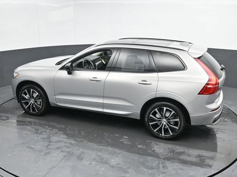 New 2025 Volvo XC60 B5 Plus w/ Protection Package Premier image 38