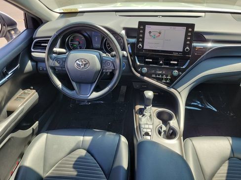 Used 2022 Toyota Camry SE w/ Audio Upgrade Package FWD image 14