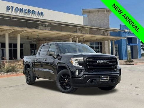 Used 2022 GMC Sierra 1500 Elevation w/ Preferred Package image 1