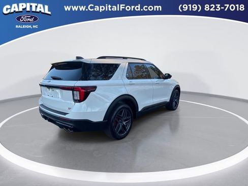 Certified 2025 Ford Explorer ST image 8
