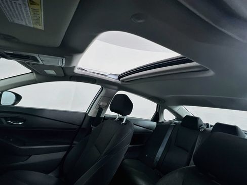 Used 2023 Honda Accord EX image 19