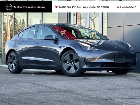 Used 2021 Tesla Model 3 Standard Range Plus image 1