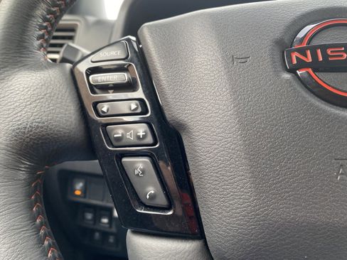 Used 2023 Nissan Frontier PRO-4X w/ Pro Convenience Package image 26