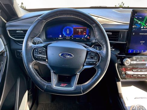 Used 2022 Ford Explorer ST w/ Equipment Group 401A image 5