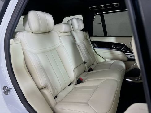Used 2025 Land Rover Range Rover Autobiography AWD/4WD image 29
