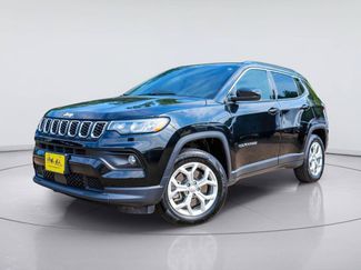 Used 2024 Jeep Compass Latitude AWD/4WD video 1
