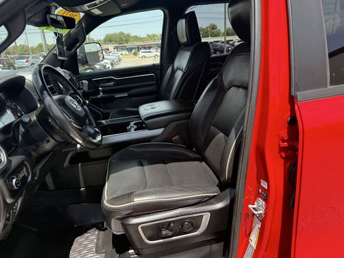 Used 2021 RAM 1500 Laramie AWD/4WD image 9