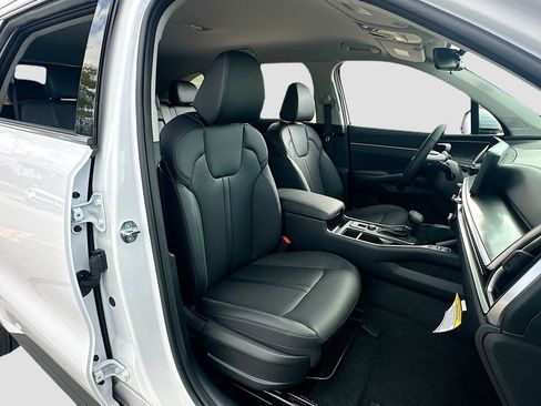 Certified 2026 Kia Sorento S FWD image 27