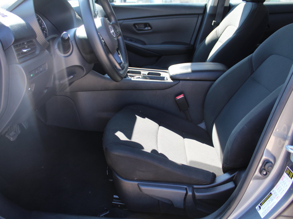 Used 2025 Nissan Sentra S FWD image 10